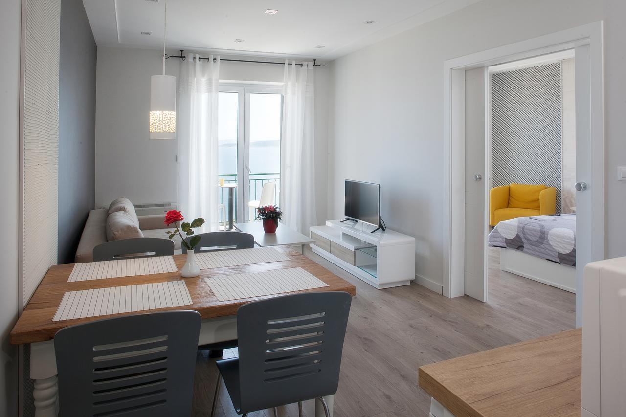 Apartments Juric Brela Εξωτερικό φωτογραφία