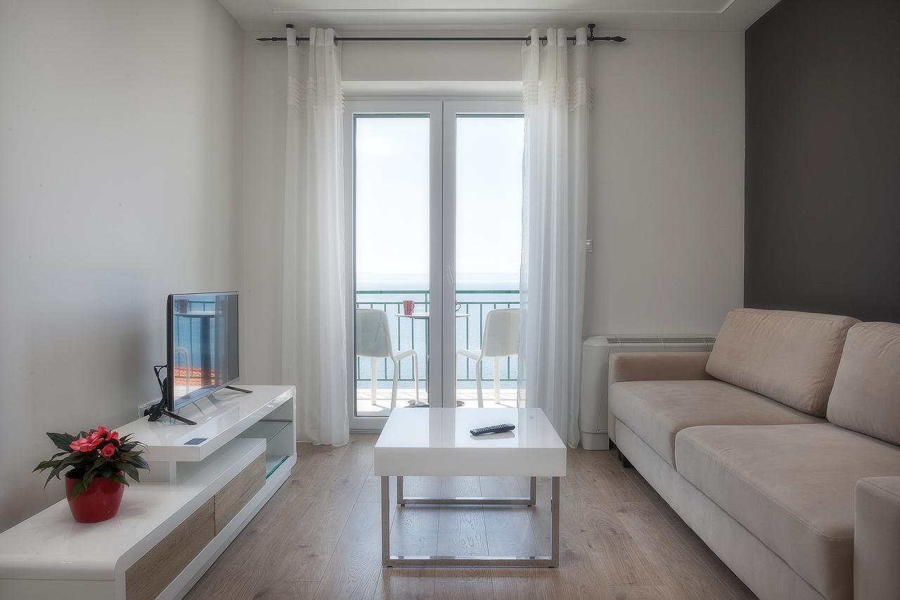 Apartments Juric Brela Εξωτερικό φωτογραφία