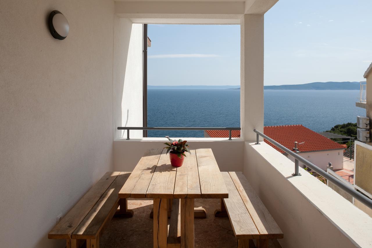 Apartments Juric Brela Εξωτερικό φωτογραφία