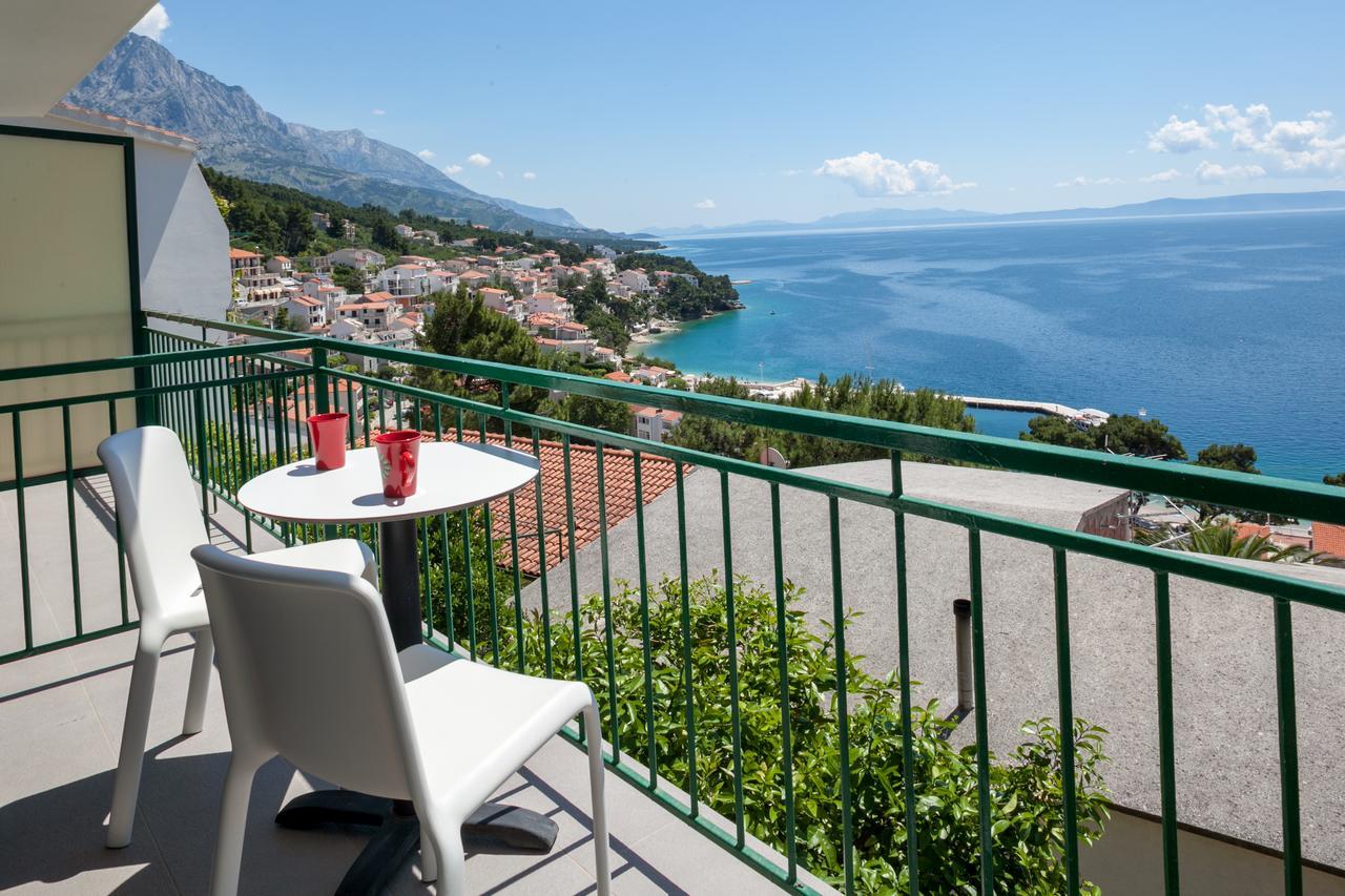 Apartments Juric Brela Εξωτερικό φωτογραφία
