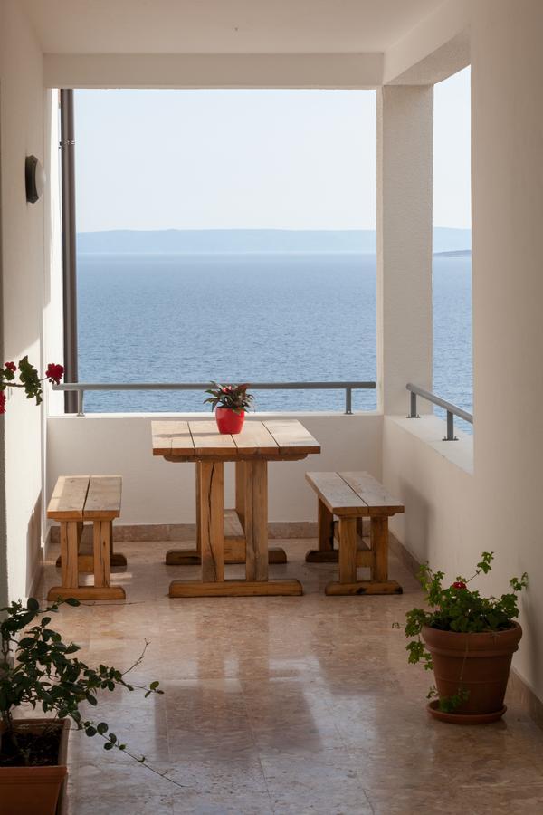 Apartments Juric Brela Εξωτερικό φωτογραφία