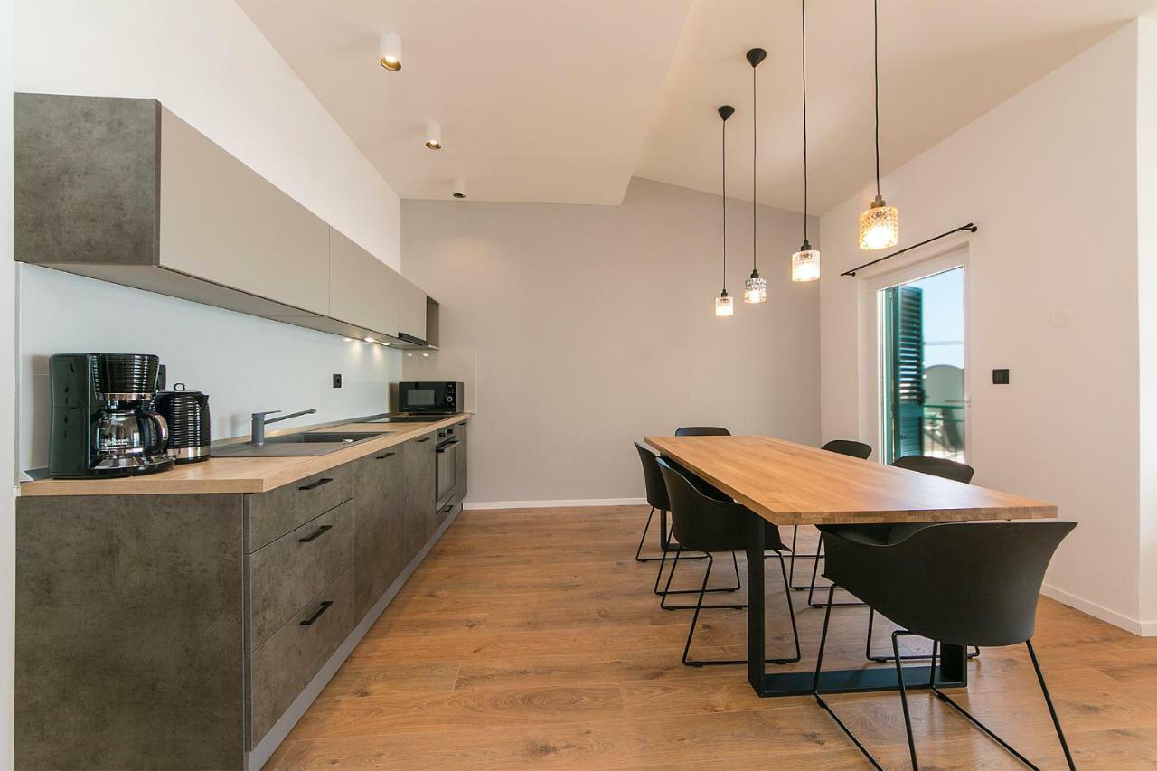 Apartments Juric Brela Εξωτερικό φωτογραφία