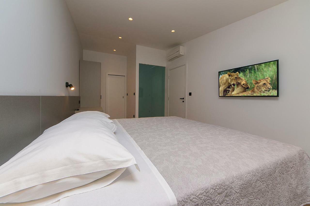 Apartments Juric Brela Εξωτερικό φωτογραφία